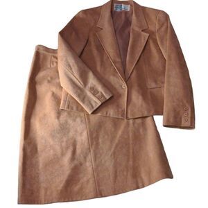 Samuel Robert Vintage pink suede‎ skirt suit set size 12